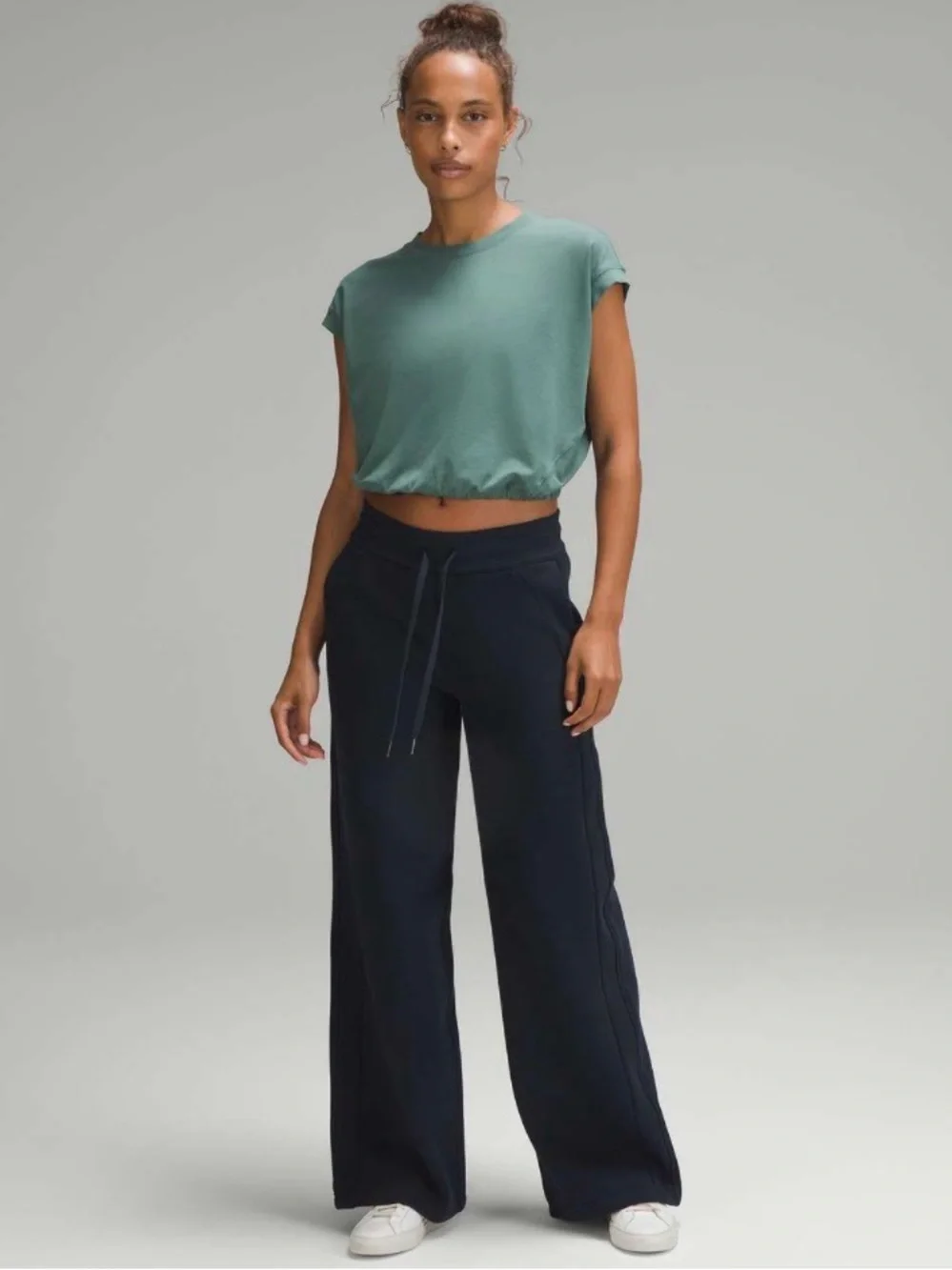 Lululemon Scuba Mid-Rise Wide-Leg Pant *Full Length True Navy Size 10